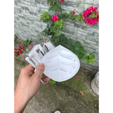 Khẩu trang 3M 9.001 và 9.001V 75 chiếc (50+25) lọc hơn 90% PM2.5 giá chỉ 247.500 VND 4 Khẩu trang 3M 9.001 và 9.001V 75 chiếc (50+25) lọc hơn 90% PM2.5 giá chỉ 247.500 VND 4