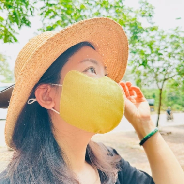 Khẩu trang che gò má M2 than hoạt tính kháng khuẩn, chống nắng UPF50+ Munberry - 45.000đ