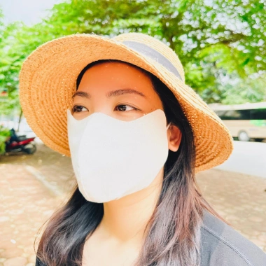 Khẩu trang che gò má M2 than hoạt tính kháng khuẩn, chống nắng UPF50+ Munberry - 45.000đ