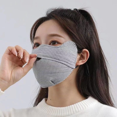 Khẩu trang chống nắng vải 3D 3 lớp thoáng khí, giặt lại dễ, unisex Chichitu 8 Khẩu trang chống nắng vải 3D 3 lớp thoáng khí, giặt lại dễ, unisex Chichitu 8