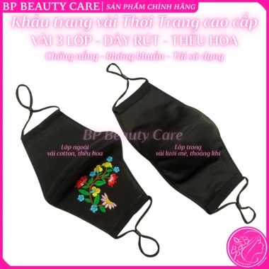 Khẩu trang cotton 3 lớp ĐEN thêu hoa, dây rút chỉnh size, bền đẹp, chống nắng bụi, tái sử dụng – 9.900₫