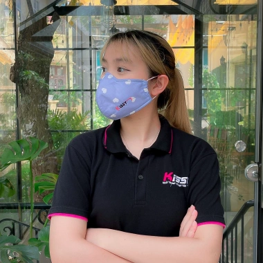 Khẩu Trang Kissy Nữ M Hồng Tim Sợi Hoạt Tính UV Ngăn Bụi PM2.5 50.000