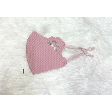 Khẩu trang nữ chống nắng 2 lớp vải su mẩu thêu hình - Giá chỉ 27.000đ