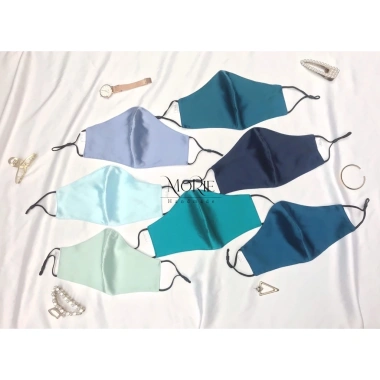 Khẩu Trang Vải Lụa Mulberry 3 Lớp - Chống Lão Hoá, Dưỡng Da, Chống Nắng, 20 Màu - 129.000 VND 7