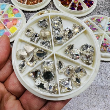 Khay Đá Khối Tròn Mix 30 Viên - Đồ Ăn Uống Thơm Ngon, Giá Ưu Đãi 50.000 VND