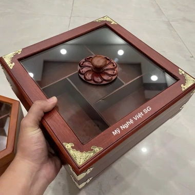 Khay đựng Mứt Tết vuông kính bọc đồng size lớn - Gỗ hương sang trọng, giảm giá 435k 2