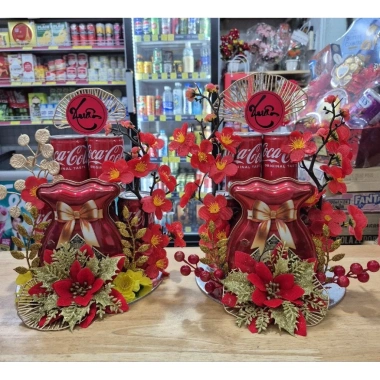 Khay kẹo Hỏa tốc hình túi tiền đỏ & coca mini - Trang trí Tết, giảm giá tới 250.000đ 2