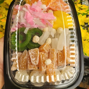Khay mứt Tết truyền thống - Mứt sấy khô ráo, áo đường mịn, vị ngọt vừa, giảm còn 80.750₫ 7