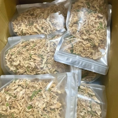 Khô gà lá chanh giòn không cay 1kg 2 túi zipper 500gr bảo đảm vệ sinh ATTP - 305.000₫