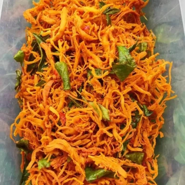 Khô Gà Lá Chanh LoCaFood - Giòn Ngon, Giá Ưu Đãi 60.000đ, Mua Ngay