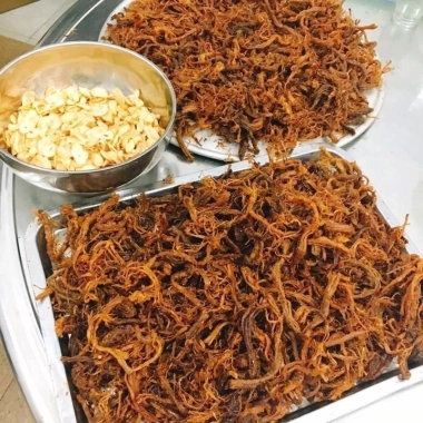 Khô Heo Cháy Tỏi 500g Đậu Tây Ngon Nhất – Homemade Giá Tốt Giảm Giá 6 Khô Heo Cháy Tỏi 500g Đậu Tây Ngon Nhất – Homemade Giá Tốt Giảm Giá 6