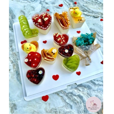 Khuôn Chữ Nhựa IU LOVE Bánh Kem, Tiramisu, Mousse, Panna Cotta – Giá 66.000đ không hộp 5