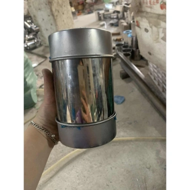 Khuôn Giò Lụa 1kg Inox 430 Cao 13.5cm Đường Kính 10.5cm - Bền Bỉ, Tạo Chả Đẹp, Giá 60.000₫ 3 Khuôn Giò Lụa 1kg Inox 430 Cao 13.5cm Đường Kính 10.5cm - Bền Bỉ, Tạo Chả Đẹp, Giá 60.000₫ 3
