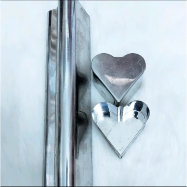 Khuôn Giò Lụa Inox Hình Trái Tim Không Gỉ, Đậm Đặc Vị Giò Loại 1, Giá 88.999đ