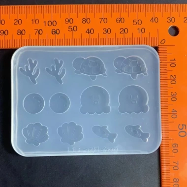 Khuôn lắc silicon quicksand DIY - Tạo mặt dây chuyền, móc khóa nhanh, giá 97.378₫ 6 Khuôn lắc silicon quicksand DIY - Tạo mặt dây chuyền, móc khóa nhanh, giá 97.378₫ 6