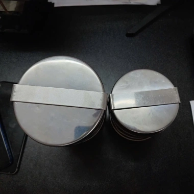 Khuôn làm giò chả lụa INOX 0.5kg và 1kg nắp dập - Độ bền cao, giá ưu đãi 52.213₫ 6 Khuôn làm giò chả lụa INOX 0.5kg và 1kg nắp dập - Độ bền cao, giá ưu đãi 52.213₫ 6