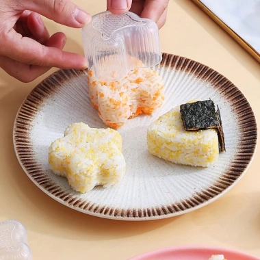 Khuôn tạo hình 7 chi tiết cho bé - Làm cơm nắm, bánh nhanh, giảm còn 26.900đ
