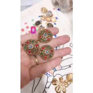 Khuy áo đa năng, chất liệu nhựa cao cấp, bền màu, giảm giá 20% chỉ 20.000₫ 4 Khuy áo đa năng, chất liệu nhựa cao cấp, bền màu, giảm giá 20% chỉ 20.000₫ 4