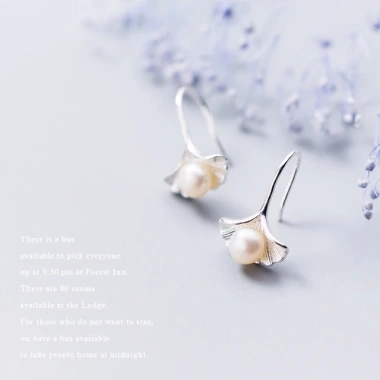 Khuyên tai bạc 925 lá sen ngọc ngọt ngào - Giá ưu đãi 369.000đ AROCH Jewelry