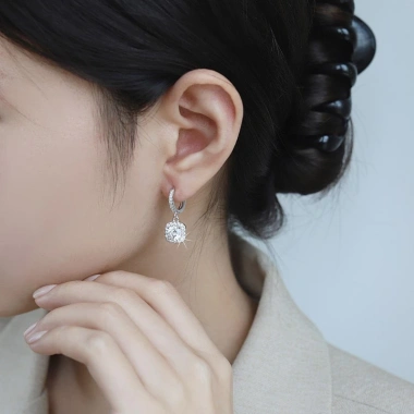 Khuyên tai bạc 925 mạ vàng trắng vòng tròn chốt bấm dáng rơi mặt vuông - DUYSON SILVER (1 Đôi) giá 800.000₫