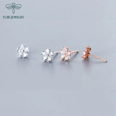 Khuyên tai bạc nữ TLEE bông hoa năm cánh - Nữ tính sang trọng, chỉ 182.000₫