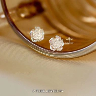 Khuyên tai bạc nữ TLEE bông hồng pha lê chuôi 925 cao cấp size hoa 8mm - Giá chỉ 312.000₫