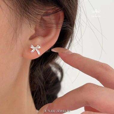 Khuyên tai bạc nữ TLEE – Bông tai nơ trơn minimalist, giảm giá còn 312.000₫