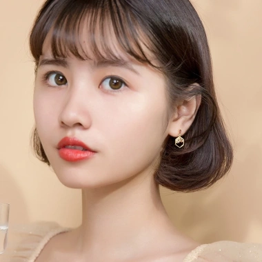 Khuyên tai bạc s925 phong cách nữ bất đối thả đá đỏ, chỉ 299k - AROCH Jewelry 2 Khuyên tai bạc s925 phong cách nữ bất đối thả đá đỏ, chỉ 299k - AROCH Jewelry 2