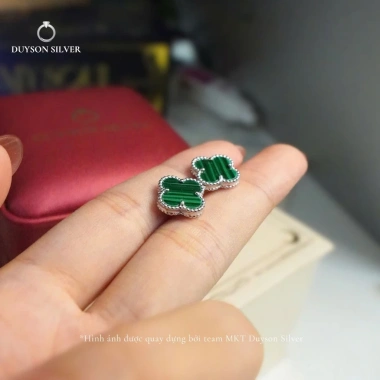 Khuyên tai bạc Ý cỏ 4 lá Duyson Silver bông tai mạ vàng trắng giá ưu đãi 560.000₫ 8 Khuyên tai bạc Ý cỏ 4 lá Duyson Silver bông tai mạ vàng trắng giá ưu đãi 560.000₫ 8