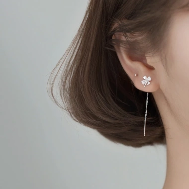 Khuyên tai bạc Ý s925 G7.425 thời trang - Giá chỉ 289.000đ AROCH Jewelry 8 Khuyên tai bạc Ý s925 G7.425 thời trang - Giá chỉ 289.000đ AROCH Jewelry 8