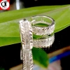 Khuyên tai nữ bạc Quang Thản gắn đá cobic trắng sáng, đeo sát tai - 390.000 VND