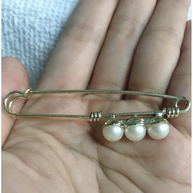 Kim băng cài áo giá 10.000đ - Độ bền cao, thiết kế chắc chắn, khuyến mãi 10.000đ 9 Kim băng cài áo giá 10.000đ - Độ bền cao, thiết kế chắc chắn, khuyến mãi 10.000đ 9