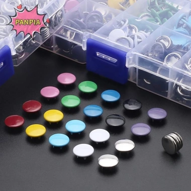 Kìm Dụng Cụ Pnpia + Bộ 50 Nút May Kim Loại Rỗng Chắc Chắn, Năm Móng Vuốt Khóa - DIY Craft Giá Ưu Đãi 51.150₫ 5 Kìm Dụng Cụ Pnpia + Bộ 50 Nút May Kim Loại Rỗng Chắc Chắn, Năm Móng Vuốt Khóa - DIY Craft Giá Ưu Đãi 51.150₫ 5