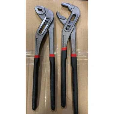 Kìm mở quạ Quốc Phòng vặn ống nước 10-12 inch - Bền chắc, giá ưu đãi 75.000 VND 5 Kìm mở quạ Quốc Phòng vặn ống nước 10-12 inch - Bền chắc, giá ưu đãi 75.000 VND 5