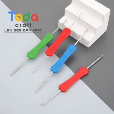 Kim móc len 2 đầu cán nhựa - Dụng cụ móc len cơ bản, dễ dùng, giá ưu đãi 18.000đ Kim móc len 2 đầu cán nhựa - Dụng cụ móc len cơ bản, dễ dùng, giá ưu đãi 18.000đ