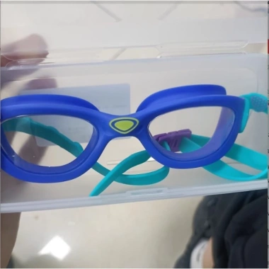 Kính bơi trẻ em Eyeline chính hãng, không trượt, chống UV, giá 150.000 VNĐ