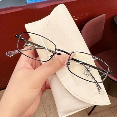 Kính cận thị hình chữ nhật mỏng kim loại, chống ánh sáng xanh, giá 66.960 VND 3 Kính cận thị hình chữ nhật mỏng kim loại, chống ánh sáng xanh, giá 66.960 VND 3