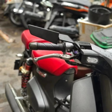Kính chiếu hậu xe máy xoay 360 độ - Điều chỉnh cánh gió, gương xe đa năng 169k