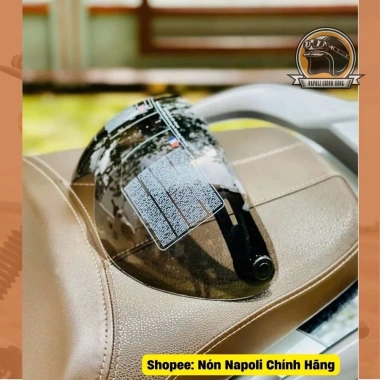 Kính Cúc Bấm Ngắn Chắn Gió Cao Cấp - Đa Màu, Gắn Nón & Mũ Bảo Hiểm Napoli, 114.900₫ 5 Kính Cúc Bấm Ngắn Chắn Gió Cao Cấp - Đa Màu, Gắn Nón & Mũ Bảo Hiểm Napoli, 114.900₫ 5