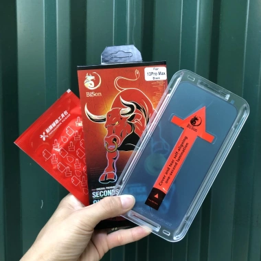 Kính cường lực Bison khung tự dán cho X, Xs, 13 Pro Max và Siêu dễ dán, chống bụi, giá chỉ 65.000₫