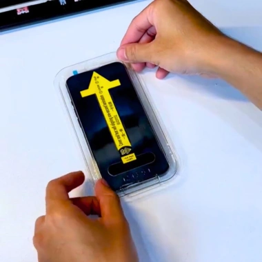 Kính Cường Lực iPhone Chống Nhìn Trộm Khung Tự Dán cho iPhone 6-15 - Giá 23.900