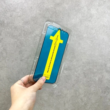 Kính cường lực iPhone combo 4 kính trong suốt blue, tặng 1 kính khung tự dán cho iPhone 7-16 Pro Max, giá 55.000 VND