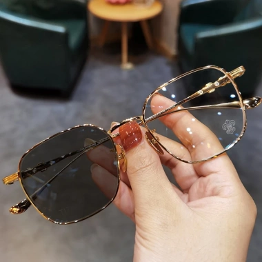 Kính Giả Cận Nam Nữ VIENDO Gọng Đa Giác Kim Loại Chống UV và Ánh Sáng Xanh Đổi Màu Khi Ra Nắng Giá 149.000 3 Kính Giả Cận Nam Nữ VIENDO Gọng Đa Giác Kim Loại Chống UV và Ánh Sáng Xanh Đổi Màu Khi Ra Nắng Giá 149.000 3