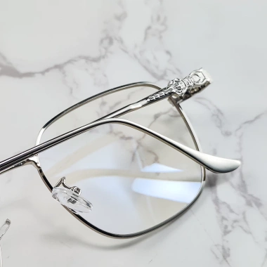 Kính Giả Cận Nam Nữ VIENDO Gọng Đa Giác Kim Loại Chống UV và Ánh Sáng Xanh Đổi Màu Khi Ra Nắng Giá 149.000