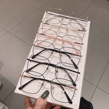 Kính Giả Cận Nam Nữ VIENDO Gọng Kim Loại Vuông Đổi Màu Chống UV - Giá 149k 9