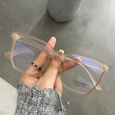 Kính gọng đen nam nữ chống bức xạ xanh, gọng lớn hiển thị khuôn mặt, trang điểm tự nhiên, giá 54.000 6