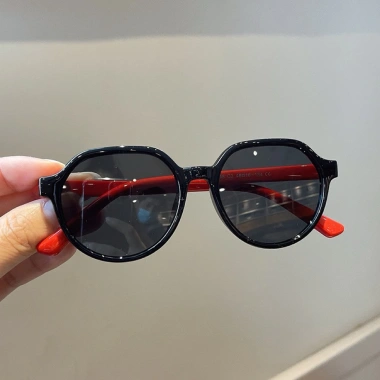 Kính gọng dẻo cho bé chống tia UV, phong cách Hàn Quốc - Giá chỉ 39.000đ 6 Kính gọng dẻo cho bé chống tia UV, phong cách Hàn Quốc - Giá chỉ 39.000đ 6
