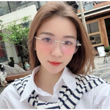 Kính má hồng gọng kim loại cao cấp không viền vuông omber C16 giá ưu đãi 70.000₫ 4 Kính má hồng gọng kim loại cao cấp không viền vuông omber C16 giá ưu đãi 70.000₫ 4