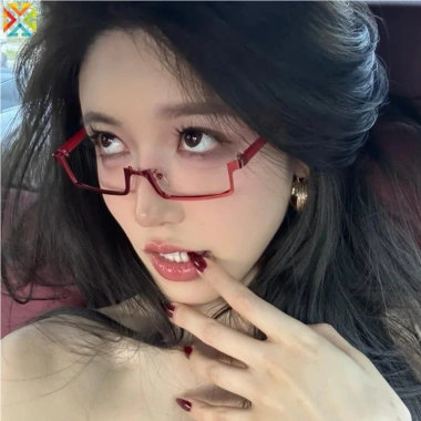 Kính mát anime hình chữ nhật nửa khung điều chỉnh, cosplay và thời trang, chỉ 47.455 VND