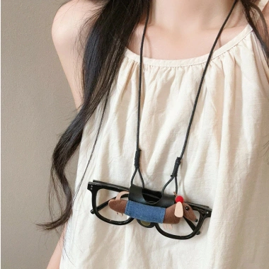 Kính Mát Dachshund Dây Vòng Cổ Nữ - Du Lịch, Bảo Quản, Giá Ưu Đãi 61.559₫